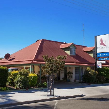 Pioneer Motel Goondiwindi Eksteriør billede