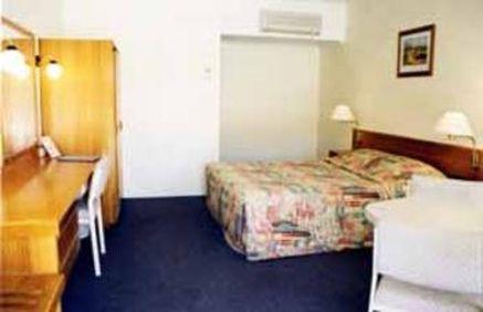 Pioneer Motel Goondiwindi Værelse billede